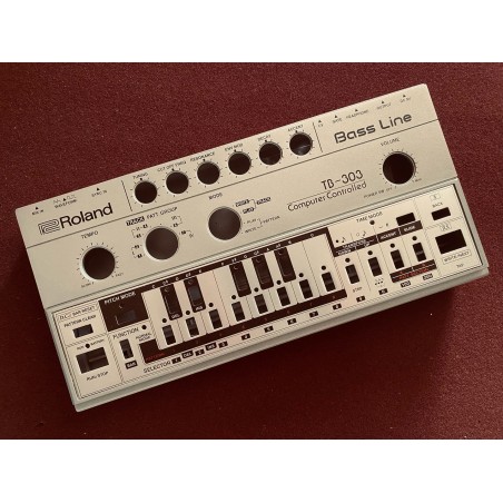 Roland TB-303 case ( RESTORE)