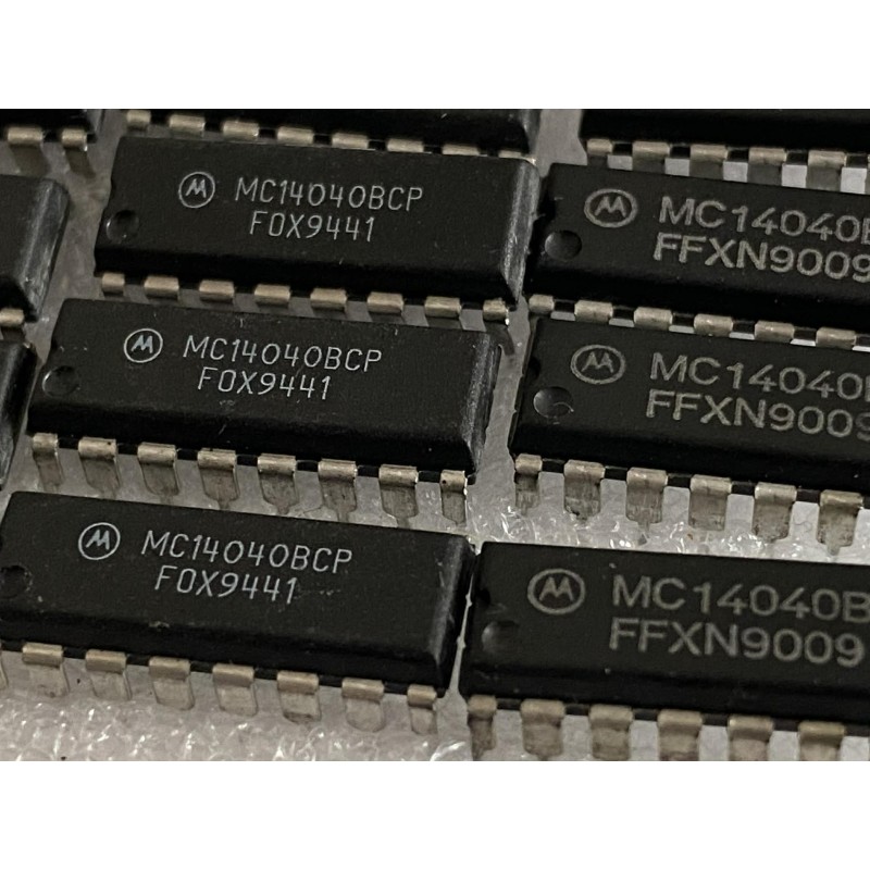 MOTOROLA MC14040BCP  JAPAN NOS  /   TR-909