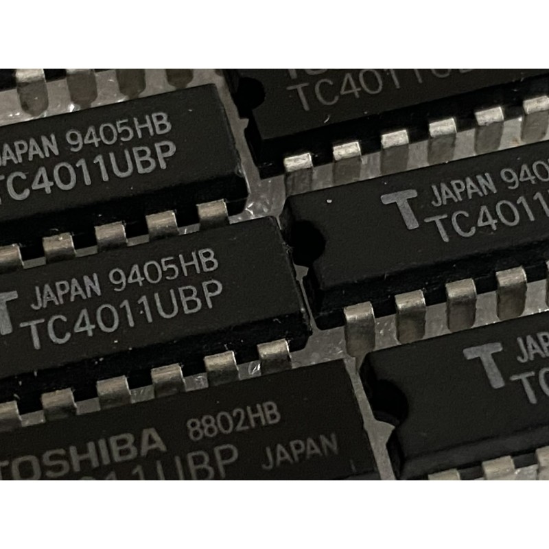 Toshiba TC4011UBP JAPAN NOS  / TR-909