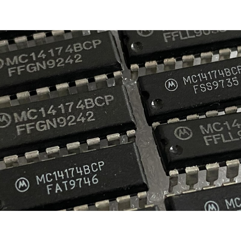 MOTOROLA MC14174BCP  / TB-303 / TR-909